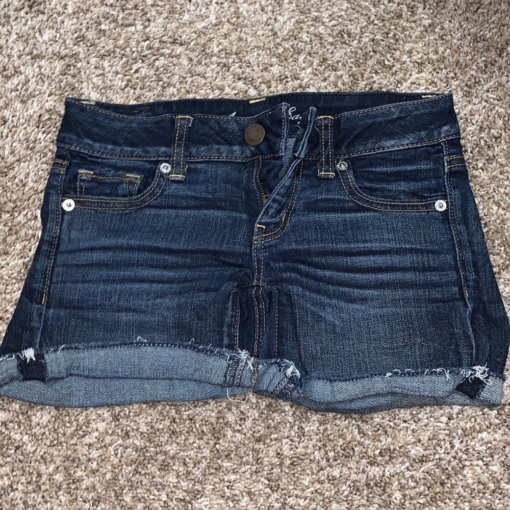 Super stretchy AE jean shorts!